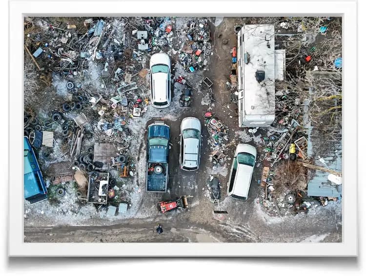Crew removing heavy appliances and equipment from a Meridian Idaho property